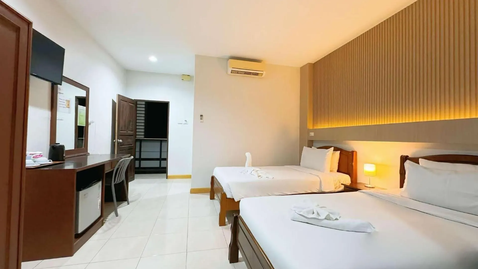 Chongkhao Resort- Phi Phi Island Отель Пхипхи