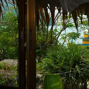 Sunflower Boathouse Гостевой дом