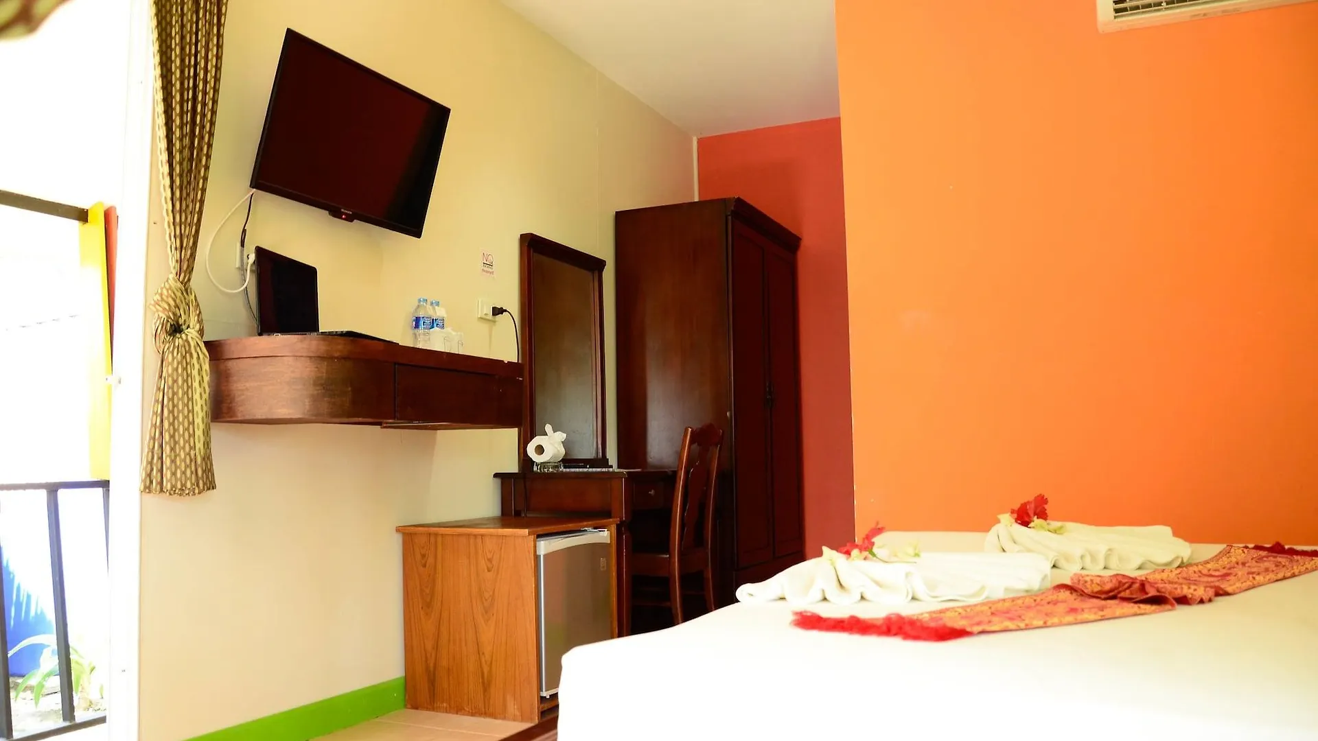 Hotel Chongkhao Resort- Phi Phi Island