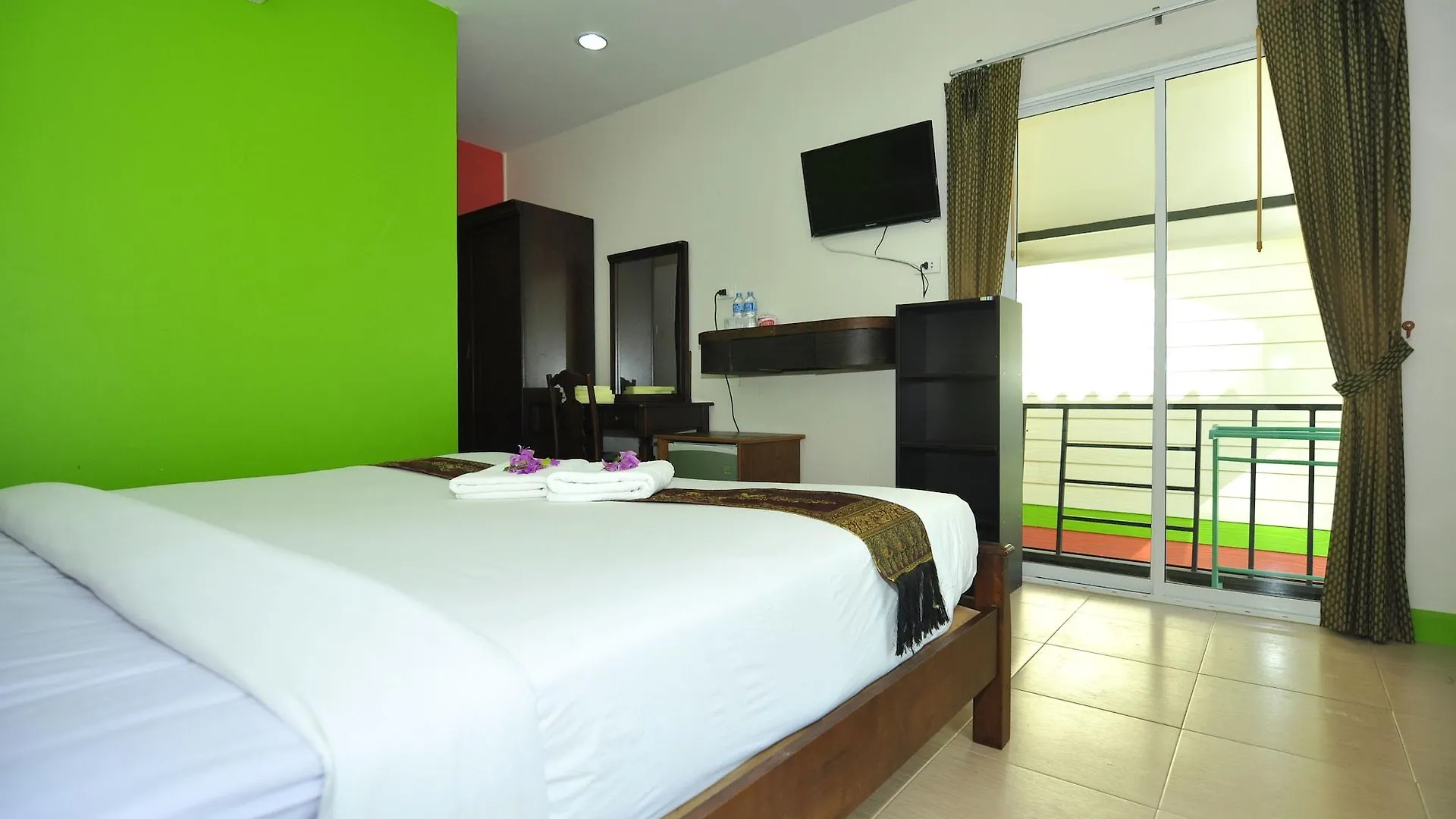 Hotel Chongkhao Resort- Phi Phi Island
