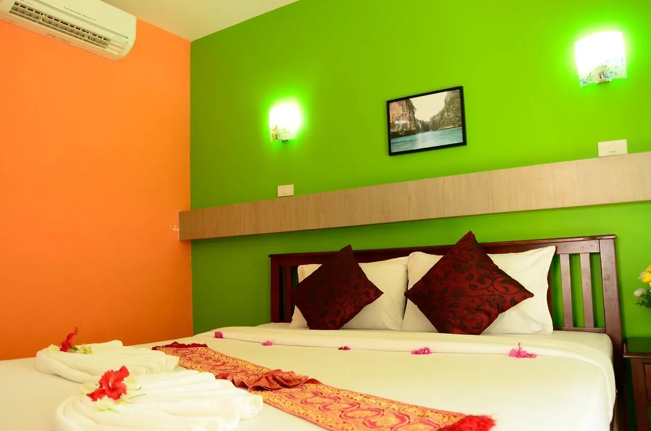 Chongkhao Resort- Phi Phi Island 3*, Phi Phi Don
