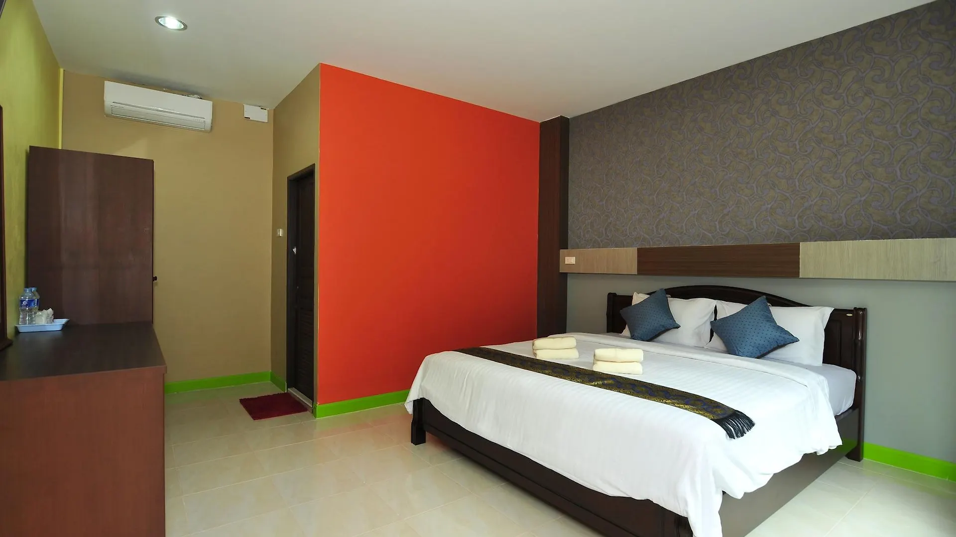 Chongkhao Resort- Phi Phi Island Thailand